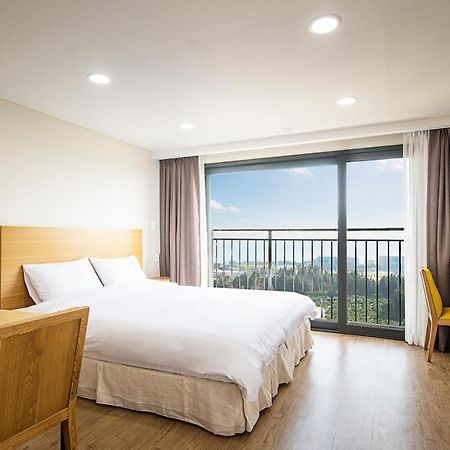 W Ocean Pension Seogwipo-stad Buitenkant foto